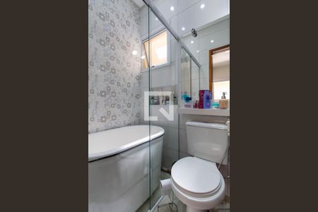 Casa de condomínio à venda com 110m², 3 quartos e 2 vagasBanheiro Suíte 1