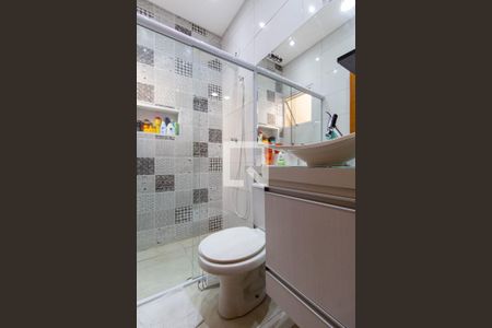 Casa de condomínio à venda com 110m², 3 quartos e 2 vagasBanheiro Suíte 2