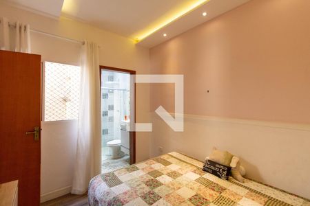 Casa de condomínio à venda com 110m², 3 quartos e 2 vagasSuíte 2