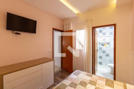 Casa de condomínio à venda com 110m², 3 quartos e 2 vagasSuíte 2