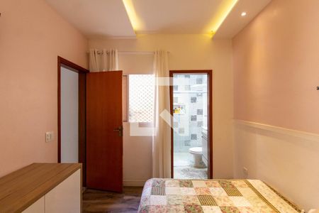 Casa de condomínio à venda com 110m², 3 quartos e 2 vagasSuíte 2