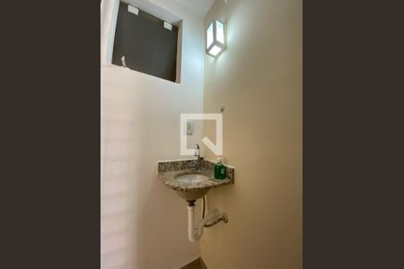 Casa de condomínio à venda com 68m², 3 quartos e 1 vagaLavabo