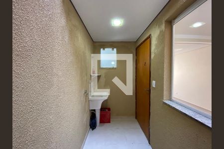 Casa de condomínio à venda com 68m², 3 quartos e 1 vagaÁrea de Serviço