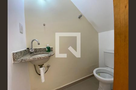 Casa de condomínio à venda com 68m², 3 quartos e 1 vagaLavabo