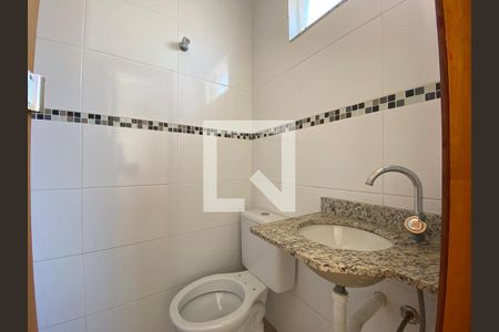 Casa de condomínio à venda com 68m², 3 quartos e 1 vagaBanheiro da Suíte