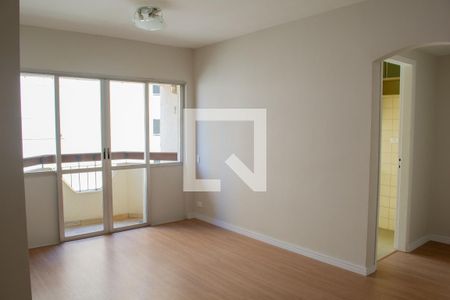 Sala de apartamento para alugar com 2 quartos, 63m² em Vila Anglo Brasileira, São Paulo