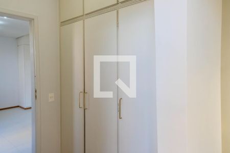 Apartamento para alugar com 170m², 3 quartos e 1 vagaBanheiro de Serviço