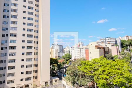 Apartamento para alugar com 170m², 3 quartos e 1 vagaVista