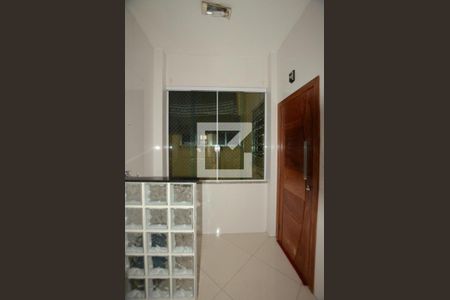 Casa à venda com 80m², 2 quartos e sem vagaÁrea de serviço