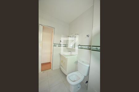 Casa à venda com 80m², 2 quartos e sem vagaBanheiro