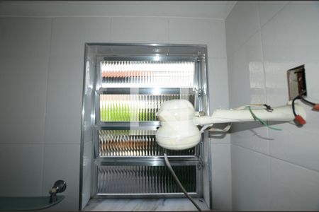 Casa à venda com 80m², 2 quartos e sem vagaBanheiro