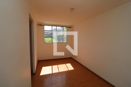 Sala de apartamento para alugar com 2 quartos, 43m² em Jardim Santa Terezinha , São Paulo