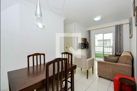 Sala de apartamento para alugar com 2 quartos, 67m² em Jardim Cocaia, Guarulhos