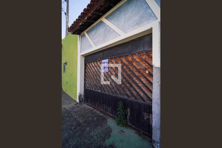 Casa para alugar com 700m², 3 quartos e 6 vagasFachada