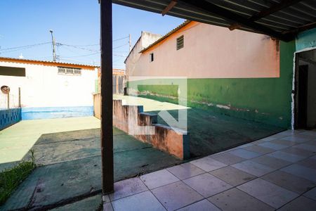 Casa para alugar com 700m², 3 quartos e 6 vagasQuintal/Garagem