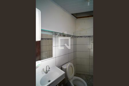 Casa para alugar com 700m², 3 quartos e 6 vagasBanheiro 2