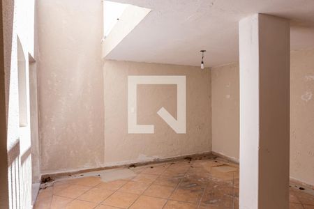 Casa à venda com 160m², 3 quartos e 3 vagas Casa à venda com 160m², 3 quartos e 3 vagasLavanderia