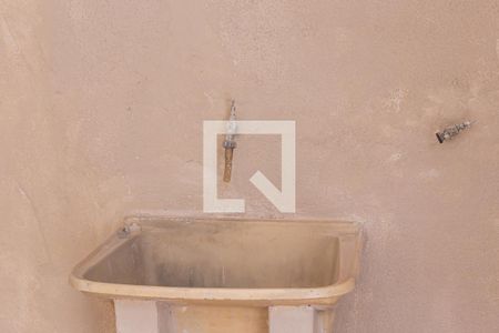 Casa à venda com 160m², 3 quartos e 3 vagas Casa à venda com 160m², 3 quartos e 3 vagasLavanderia