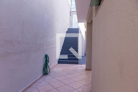 Casa à venda com 160m², 3 quartos e 3 vagas Casa à venda com 160m², 3 quartos e 3 vagasCorredor da Entrada