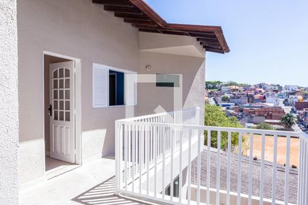 Casa à venda com 160m², 3 quartos e 3 vagas Casa à venda com 160m², 3 quartos e 3 vagasVaranda Dos Quartos