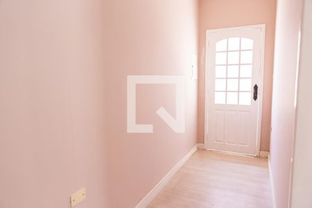 Casa à venda com 160m², 3 quartos e 3 vagas Casa à venda com 160m², 3 quartos e 3 vagasCorredor Dos Quartos