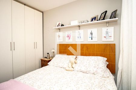 Apartamento à venda com 97m², 3 quartos e 1 vaga Apartamento à venda com 97m², 3 quartos e 1 vagaQuarto 2