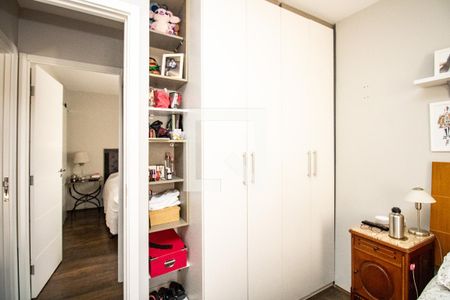 Apartamento à venda com 97m², 3 quartos e 1 vaga Apartamento à venda com 97m², 3 quartos e 1 vagaQuarto 2