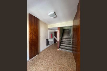 Apartamento para alugar com 75m², 2 quartos e sem vaga Apartamento para alugar com 75m², 2 quartos e sem vagaHall de entrada