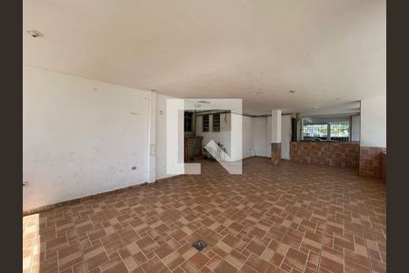 Área comum de apartamento para alugar com 2 quartos, 75m² em Olaria, Rio de Janeiro
