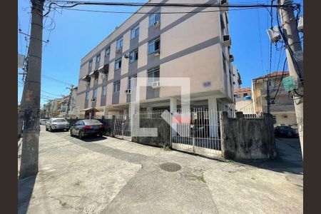 Fachada de apartamento para alugar com 2 quartos, 75m² em Olaria, Rio de Janeiro