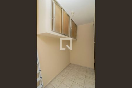 Apartamento para alugar com 75m², 2 quartos e sem vaga Apartamento para alugar com 75m², 2 quartos e sem vagaQuarto de Serviço
