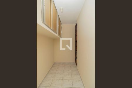 Apartamento para alugar com 75m², 2 quartos e sem vaga Apartamento para alugar com 75m², 2 quartos e sem vagaQuarto de Serviço