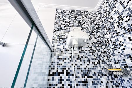 Casa para alugar com 160m², 3 quartos e 2 vagasBanheiro do Quarto 1