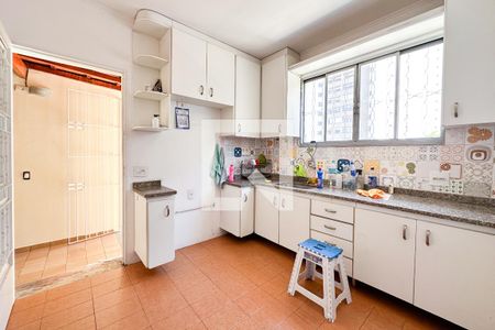 Casa para alugar com 160m², 3 quartos e 2 vagasCozinha