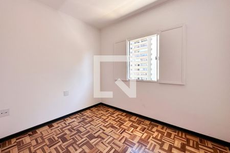 Casa para alugar com 160m², 3 quartos e 2 vagasQuarto 2