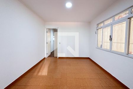 Casa para alugar com 160m², 3 quartos e 2 vagasCopa