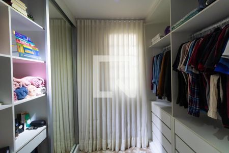 Apartamento à venda com 57m², 2 quartos e 1 vagaQuarto 02