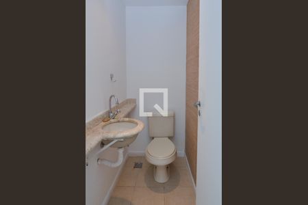 Lavabo de apartamento para alugar com 3 quartos, 106m² em Barra da Tijuca, Rio de Janeiro