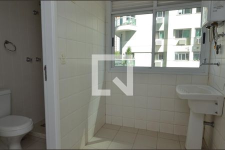 Apartamento para alugar com 106m², 3 quartos e 2 vagas Apartamento para alugar com 106m², 3 quartos e 2 vagasÁrea de Serviço