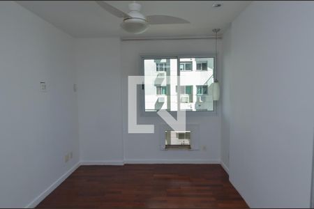 Apartamento para alugar com 106m², 3 quartos e 2 vagas Apartamento para alugar com 106m², 3 quartos e 2 vagasQuarto 3