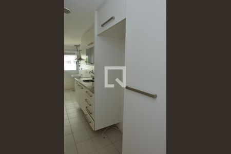 Apartamento para alugar com 106m², 3 quartos e 2 vagas Apartamento para alugar com 106m², 3 quartos e 2 vagasCozinha