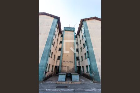 Apartamento para alugar com 49m², 2 quartos e 1 vagaFachada do bloco