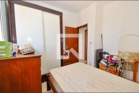 Apartamento à venda com 70m², 3 quartos e 1 vagaQuarto2