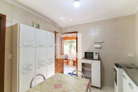 Casa à venda com 63m², 2 quartos e 2 vagas Casa à venda com 63m², 2 quartos e 2 vagasCozinha