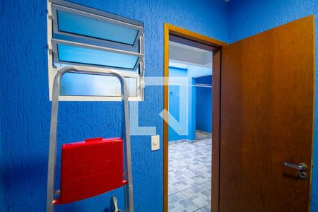 Casa à venda com 300m², 3 quartos e 2 vagasQuarto de Serviço