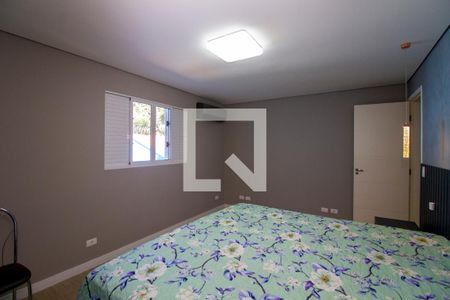 Casa à venda com 300m², 3 quartos e 2 vagasSuíte