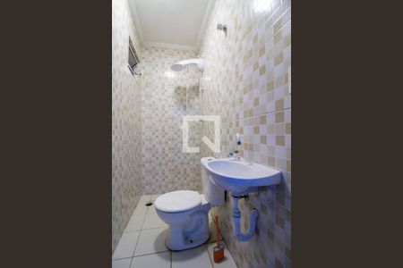 Casa à venda com 300m², 3 quartos e 2 vagasBanheiro de Serviço