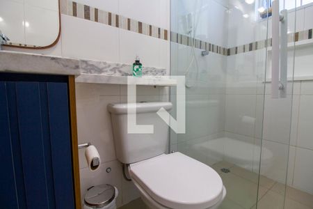 Casa à venda com 300m², 3 quartos e 2 vagasBanheiro da Suíte