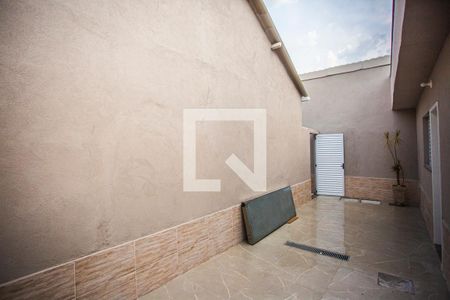 Casa de condomínio para alugar com 70m², 2 quartos e sem vaga Casa de condomínio para alugar com 70m², 2 quartos e sem vagaQuintal
