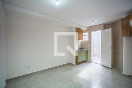Sala / Cozinha de casa de condomínio para alugar com 2 quartos, 70m² em Parque Imperial, São Paulo